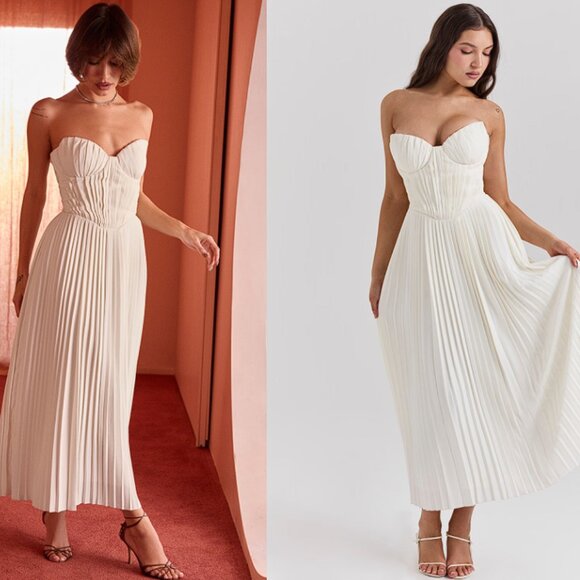 HOUSE OF CB 'Amorata' Ivory Pleated Maxi Dress NWOT